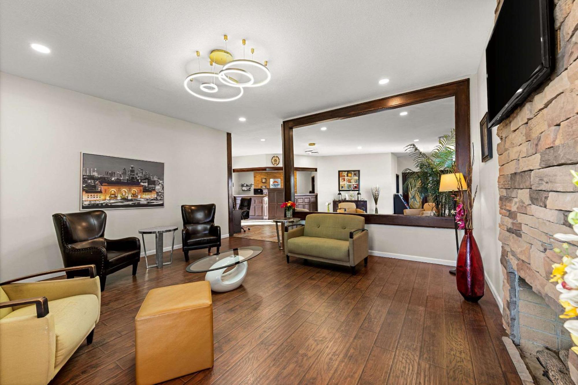 Suburban Studios Kansas City Airport North Platte City Eksteriør bilde